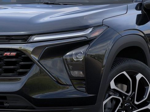 New 2026 Chevrolet Trax RS w/ Driver Confidence Package FWD image 10