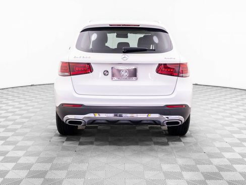 Used 2022 Mercedes-Benz GLC 300 4MATIC image 4