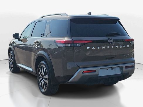 Used 2023 Nissan Pathfinder Platinum AWD/4WD image 5