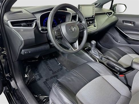 Certified 2019 Toyota Corolla XSE image 18