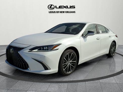 New 2025 Lexus ES 350 350 image 2