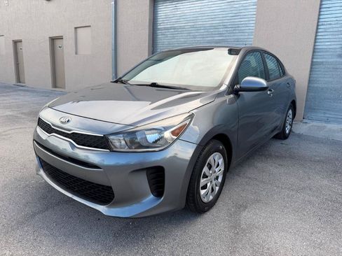 Used 2019 Kia Rio S FWD image 5