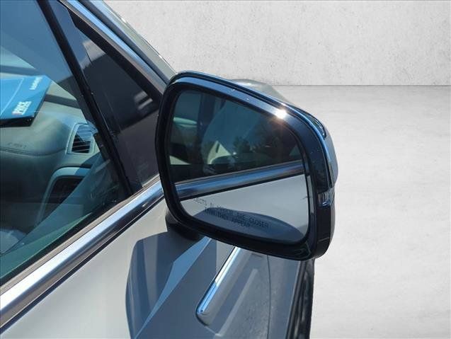 Used 2024 Kia Sorento S w/ Panoramic Sunroof Package FWD image 5