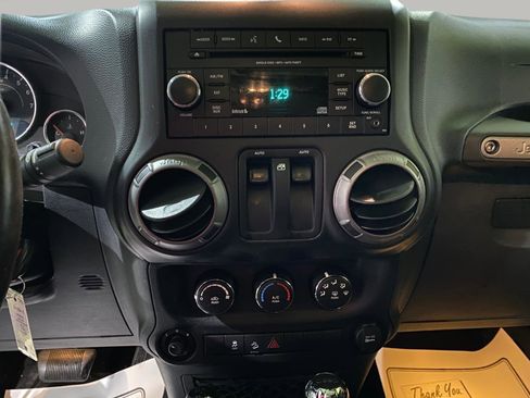 Used 2013 Jeep Wrangler Sport AWD/4WD image 11