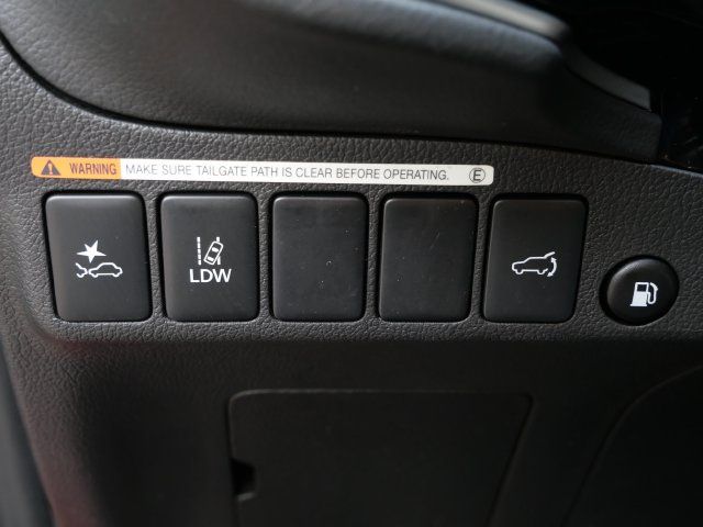 Used 2022 Mitsubishi Outlander SEL AWD/4WD image 16