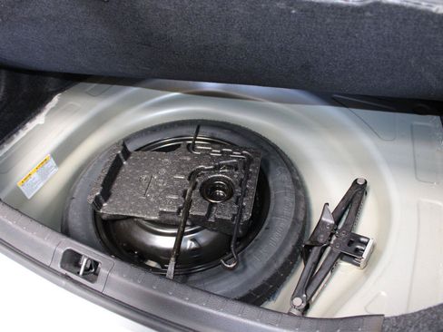 Used 2019 Toyota Corolla SE FWD image 31