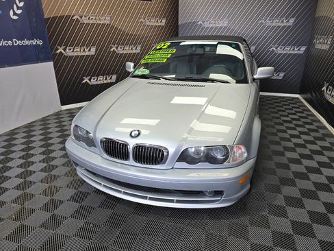 Used 2002 BMW 325Ci Convertible image 4