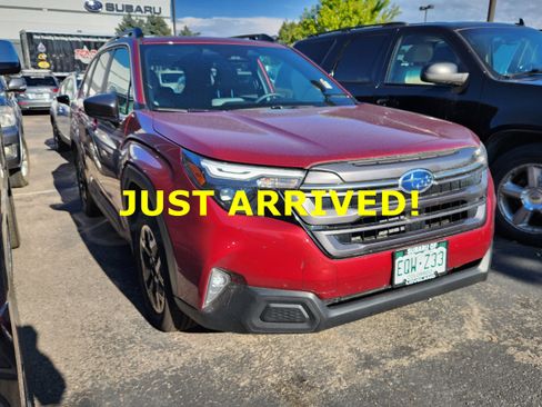 Used 2026 Subaru Forester Premium AWD/4WD image 2