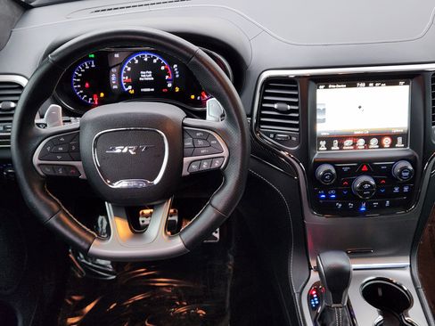 Used 2017 Jeep Grand Cherokee SRT image 24