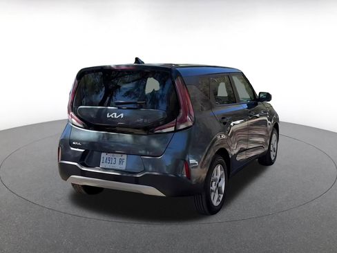 Used 2025 Kia Soul LX w/ LX Technology Package image 14