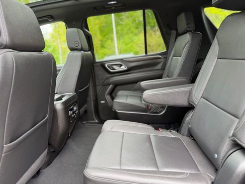 Used 2023 Chevrolet Tahoe Z71 w/ Luxury Package AWD/4WD image 25