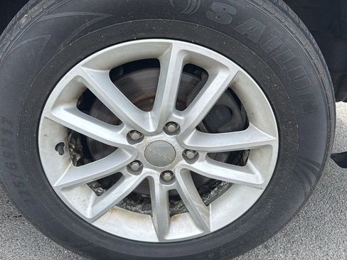 Used 2018 Dodge Grand Caravan SXT FWD image 6