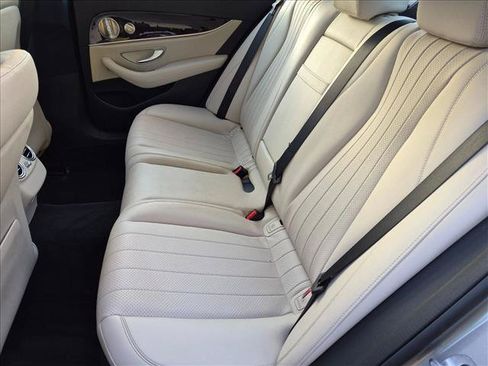 Used 2022 Mercedes-Benz E 350 Sedan w/ Warmth & Comfort Package image 15