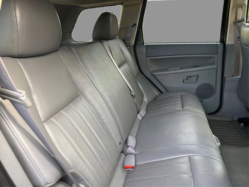 Used 2007 Jeep Grand Cherokee Laredo AWD/4WD image 27