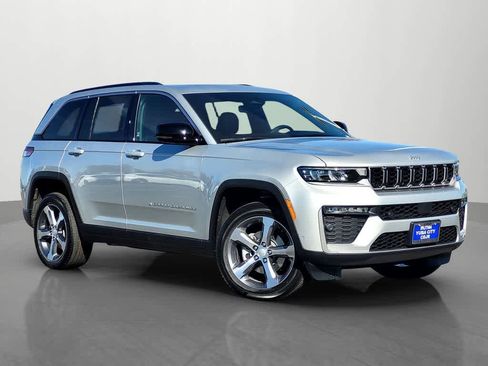 New 2026 Jeep Grand Cherokee Limited image 8