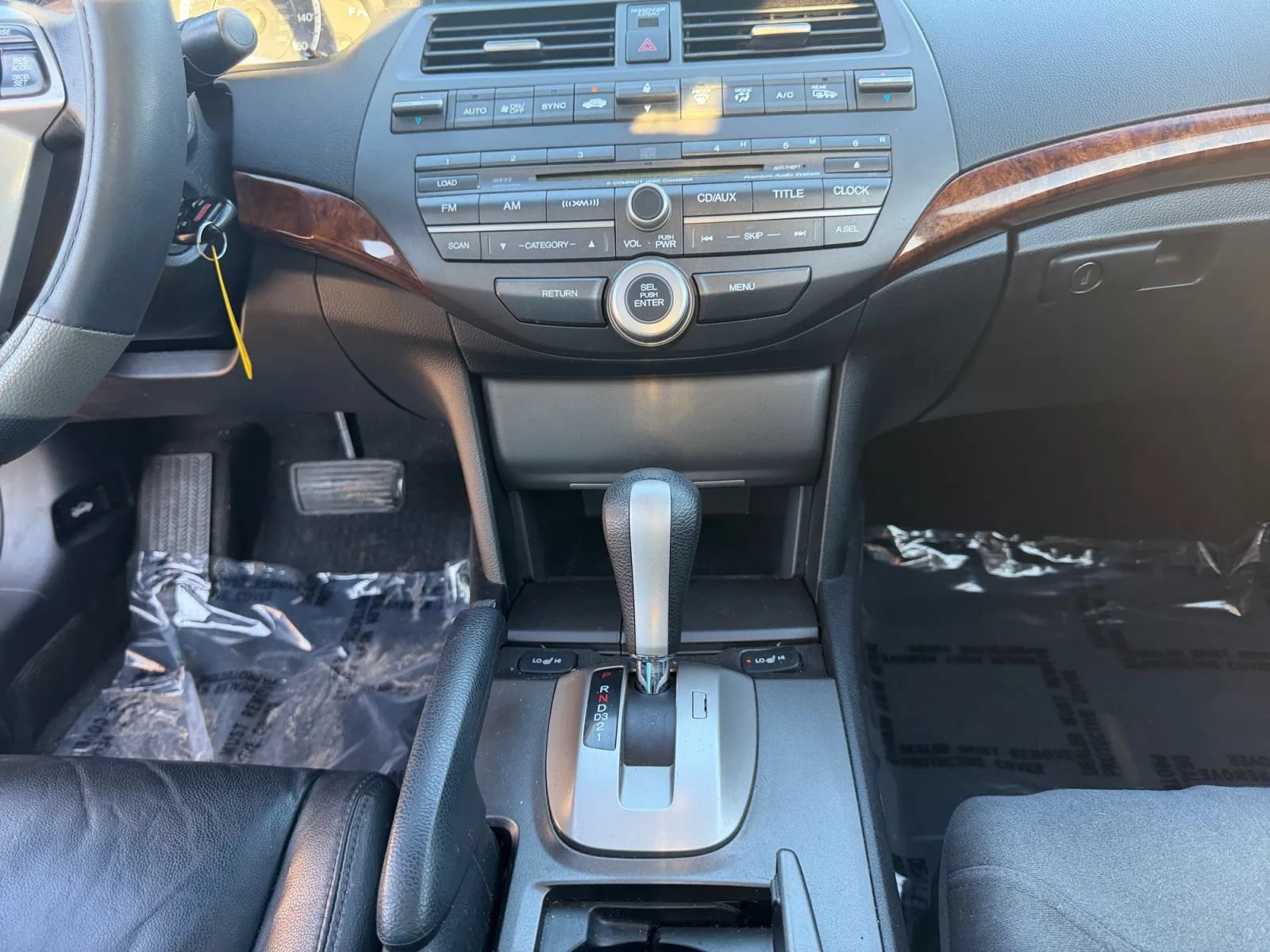 Used 2011 Honda Accord EX-L image 12