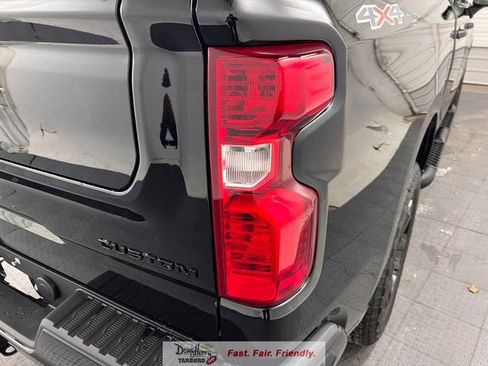 New 2026 Chevrolet Silverado 1500 Custom w/ Turbomax Blackout Package AWD/4WD image 15