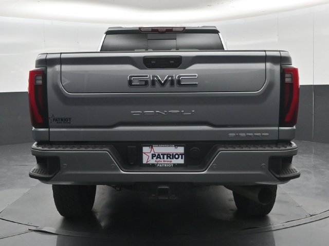 Used 2025 GMC Sierra 3500 Denali Ultimate AWD/4WD image 2