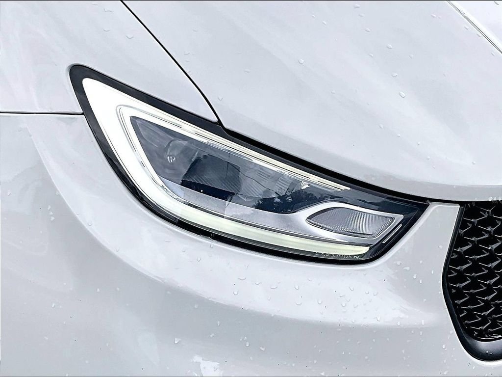 Used 2021 Chrysler Pacifica Touring w/ S Appearance Package FWD image 30