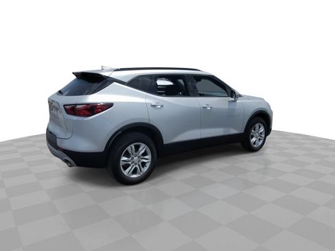 Used 2021 Chevrolet Blazer LT FWD image 8