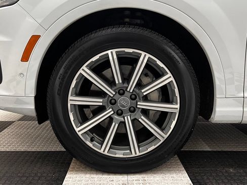 Used 2019 Audi Q7 3.0T Prestige AWD/4WD image 8