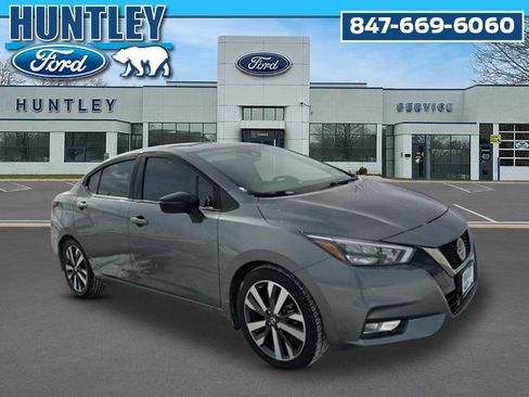 Used 2020 Nissan Versa SR w/ Convenience Package image 4