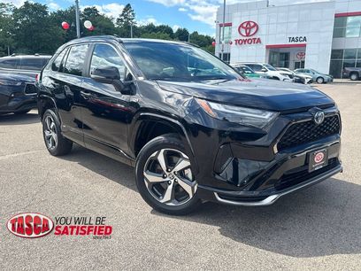 Used 2024 Toyota RAV4 SE w/ Weather & Moonroof Package