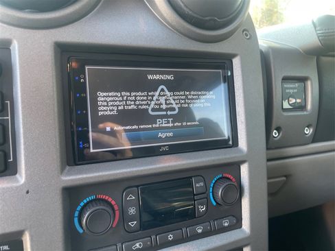 Used 2003 HUMMER H2 Sport Utility w/ Preferred Equipment Group image 65