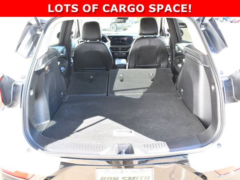 Used 2024 Buick Encore GX Sport Touring image 8