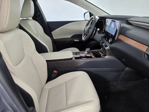 Used 2024 Lexus RX 350 Premium w/ Accessory Package (Z1) FWD image 32