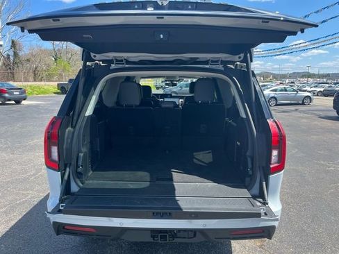 Used 2025 Ford Expedition Max Active image 38