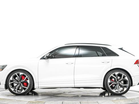 Used 2021 Audi RS Q8 w/ Carbon Optic Package AWD/4WD image 6