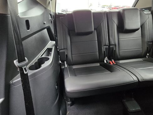 Used 2022 Volkswagen Atlas SEL R-Line image 22