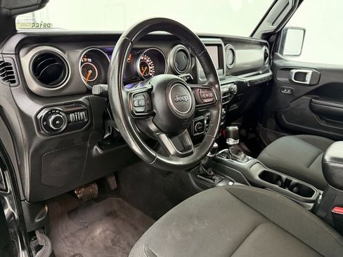 Used 2022 Jeep Wrangler Willys image 11