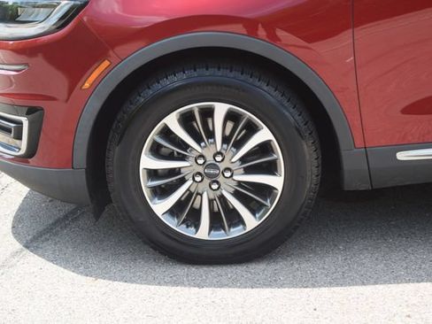 Used 2019 Lincoln Nautilus Select FWD image 26