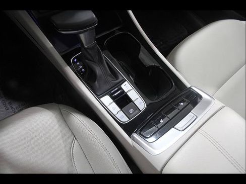 Certified 2024 Hyundai Tucson SEL w/ Convenience Package FWD image 15