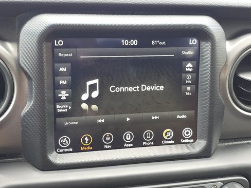 Used 2022 Jeep Gladiator Sport AWD/4WD image 16