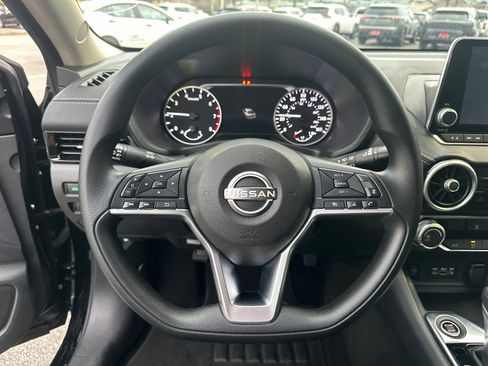 Used 2024 Nissan Sentra SV image 23