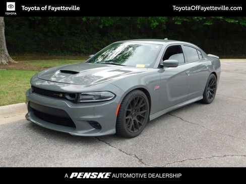 Used 2019 Dodge Charger Scat Pack w/ Dynamics Package RWD image 1
