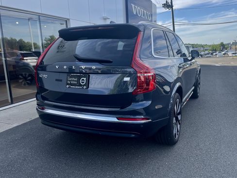 Certified 2024 Volvo XC90 T8 Plus w/ Protection Package Premier AWD/4WD image 4