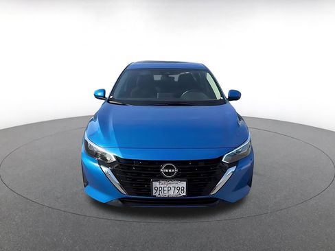 Used 2025 Nissan Sentra SV image 4