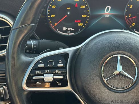 Used 2020 Mercedes-Benz GLC 300 4MATIC Coupe image 22