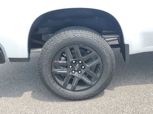 New 2026 Chevrolet Silverado 1500 LT Trail Boss w/ Dark Appearance Package AWD/4WD image 5