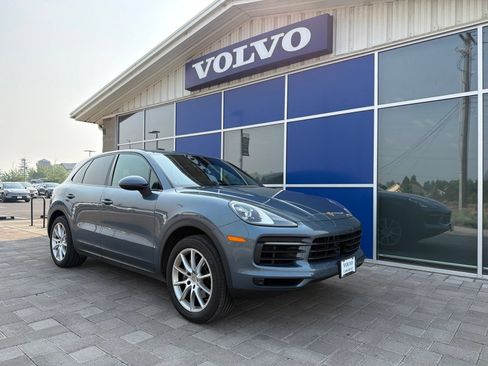 Used 2019 Porsche Cayenne AWD/4WD image 1