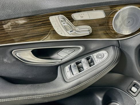 Used 2020 Mercedes-Benz C 300 Sedan image 15