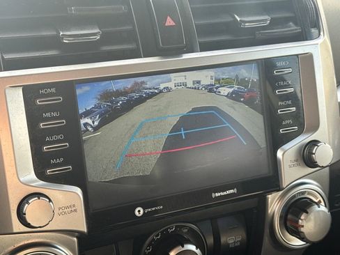 Used 2024 Toyota 4Runner SR5 image 23