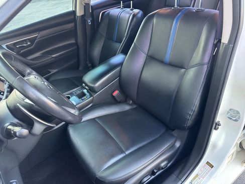 Used 2018 Nissan Altima 2.5 SR w/ SR Special Edition image 5