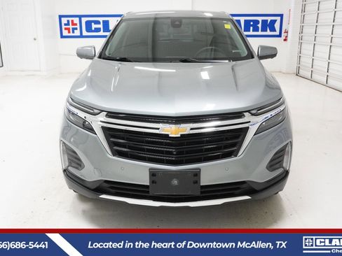 Used 2024 Chevrolet Equinox LT FWD image 2