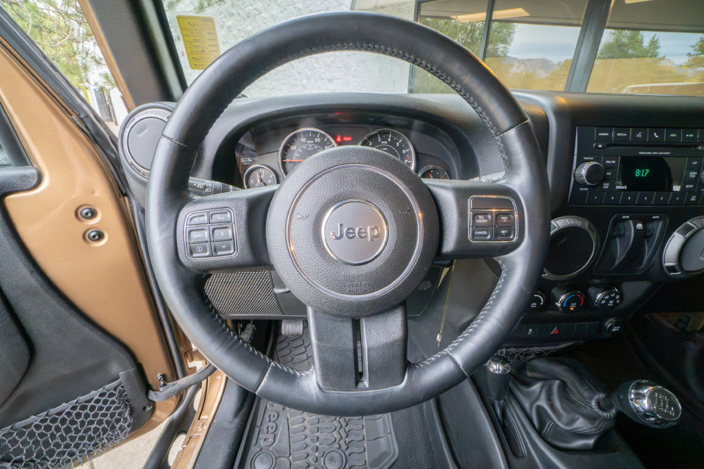 Used 2015 Jeep Wrangler Sport AWD/4WD image 12