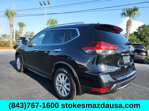 Used 2020 Nissan Rogue SV FWD image 10